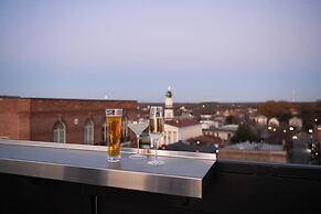 Hotel Petersburg, Tapestry Collection By Hilton