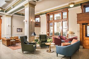 Hotel Petersburg, Tapestry Collection By Hilton