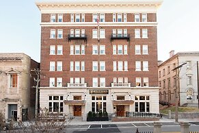 Hotel Petersburg, Tapestry Collection By Hilton