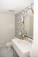 Hotel Petersburg, Tapestry Collection By Hilton