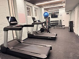 Hotel Petersburg, Tapestry Collection By Hilton