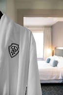 Hotel Petersburg, Tapestry Collection By Hilton