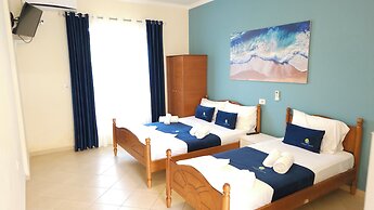 Friends House - Borsh Hotel