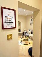 Modern Gem with free parking