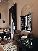 Riad Dar Lalzohra