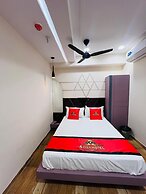 4 Ever Hotel - Surat