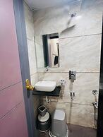 4 Ever Hotel - Surat