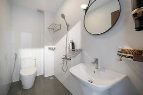 D&C House - Near My Khe Beach