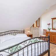 Holiday Home Lovište