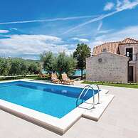 Holiday Home Lovište