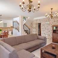 Holiday Home Lovište