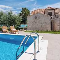 Holiday Home Lovište