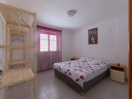 Holiday Home Dalmatia Sokolić