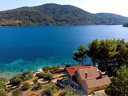 Holiday Home Dalmatia Sokolić