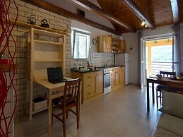 Holiday Home Dalmatia Sokolić