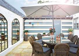 Old Coach House Dolls House - From 1100 Per Night