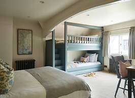 Old Coach House Dolls House - From 1100 Per Night