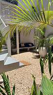Hanaia House