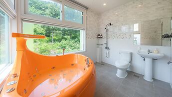 Gapyeong Chagall Spa Pension