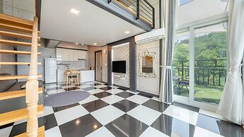 Gapyeong Chagall Spa Pension