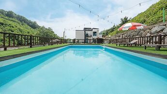 Gapyeong Chagall Spa Pension