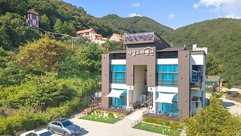 Gapyeong Chagall Spa Pension