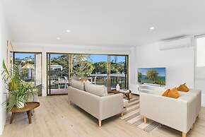 Unit 3 - 7 Noosa Parade - Riverfront