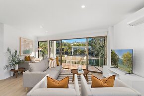 Unit 3 - 7 Noosa Parade - Riverfront
