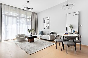 Silkhaus Orchids - Al Rayyana