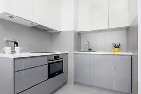 Burakowska 16 Apartment by Renters
