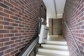 Burakowska 16 Apartment by Renters