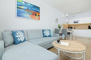 Kołobrzeg Apartment by Renters