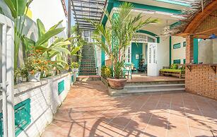 Sunnybeautiful 2-bdr apartment An Bang