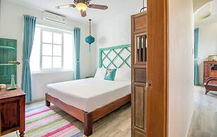 Sunnybeautiful 2-bdr apartment An Bang