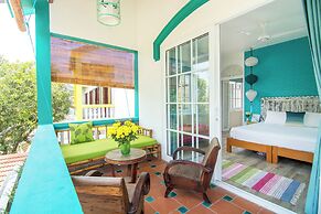 Sunnybeautiful 2-bdr apartment An Bang