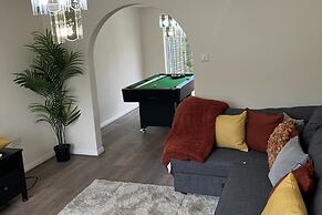 Cozy 3 Bedrooms Birmingham House With Pool Table
