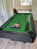 Cozy 3 Bedrooms Birmingham House With Pool Table