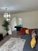 Cozy 3 Bedrooms Birmingham House With Pool Table