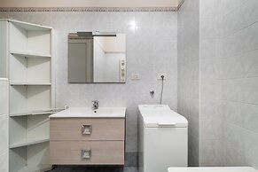 Piazza de' Calderini Apartment