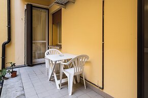 Piazza de' Calderini Apartment