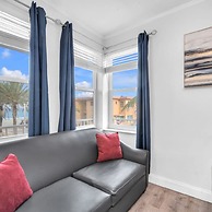 Spectacular Ocean View Corner Apartment