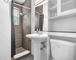 Spectacular Ocean View Corner Apartment