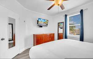 Spectacular Ocean View Corner Apartment