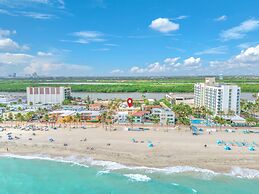 Amazing 1st Floor Apartment Just Steps to Beach