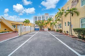 Amazing 1st Floor Apartment Just Steps to Beach