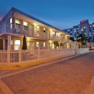 Amazing 1st Floor Apartment Just Steps to Beach