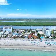 Amazing 1st Floor Apartment Just Steps to Beach