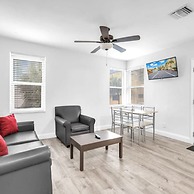 Cozy Corner Beach Apartment