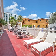 Beach Escape Corner Apartment