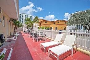 Beach Escape Corner Apartment